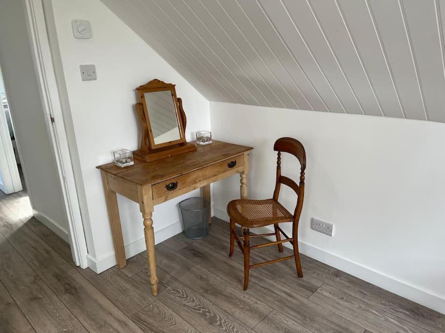 The Stable, Grove End Farm Apartment Petworth Exterior photo